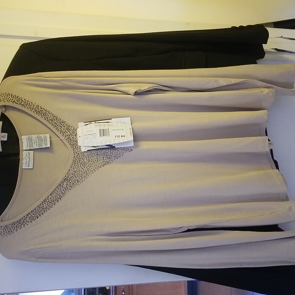 White Stag brand,stretch beaded tee,size xl, Whipped Latte color.
